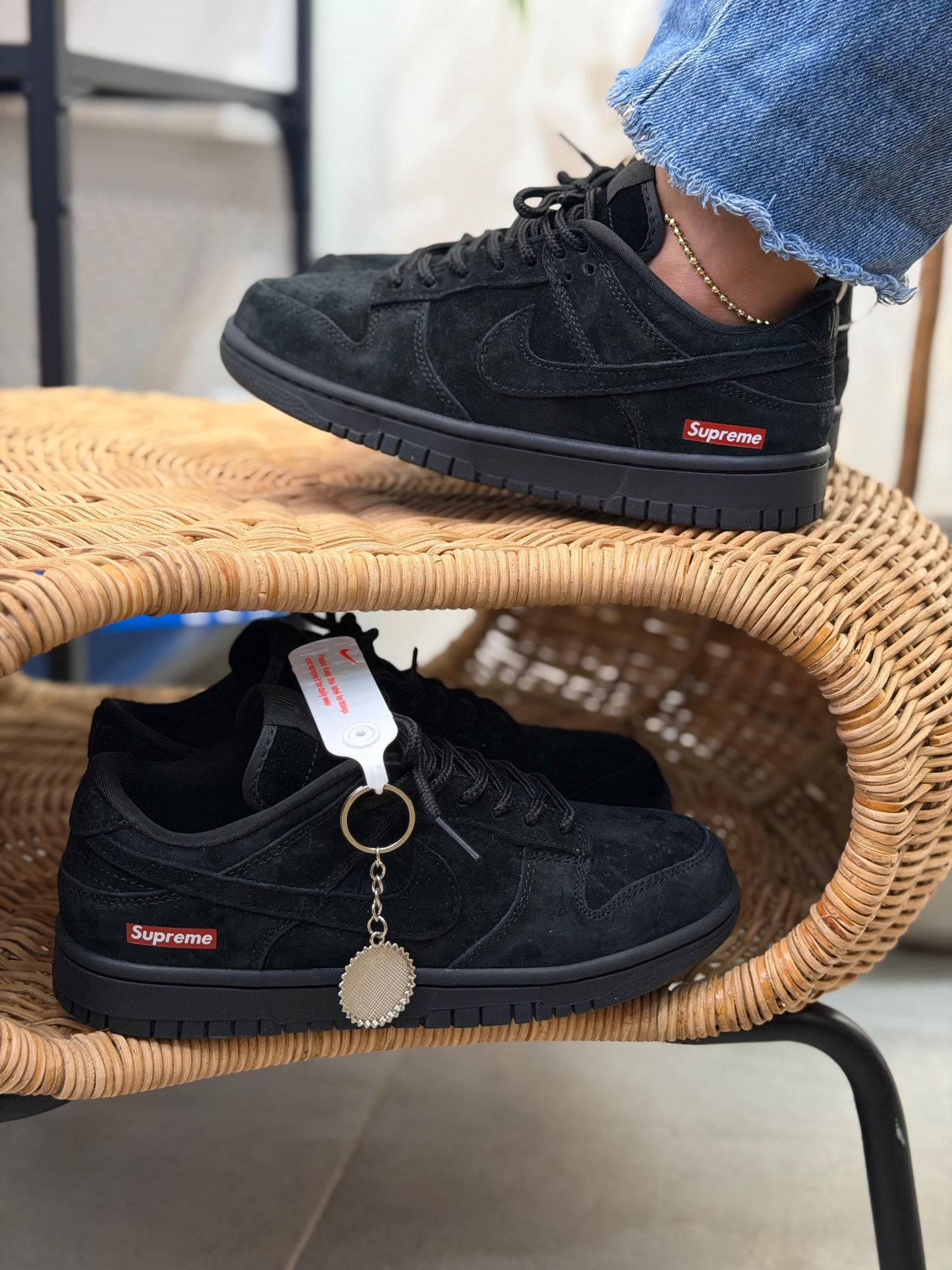 SB SUPREME PHANTOM NOIR