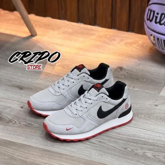 INTERNATIONALIST II WOLF CHILI