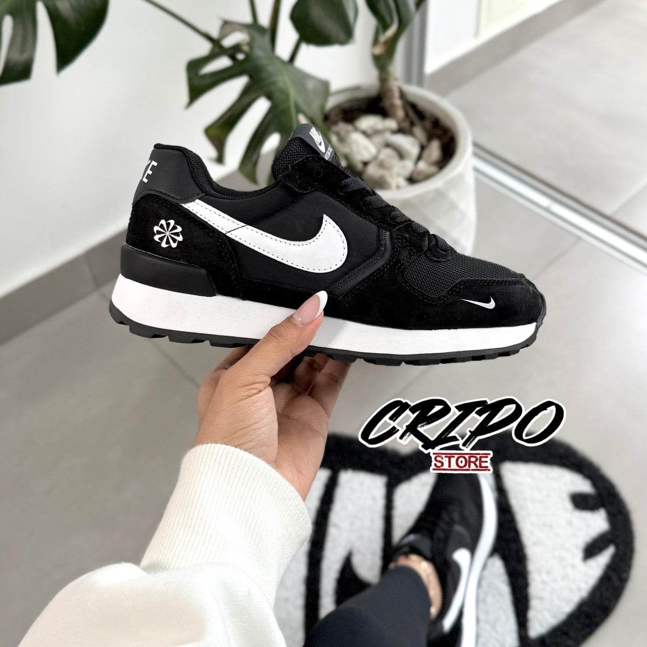 INTERNATIONALIST II PANDA CORE