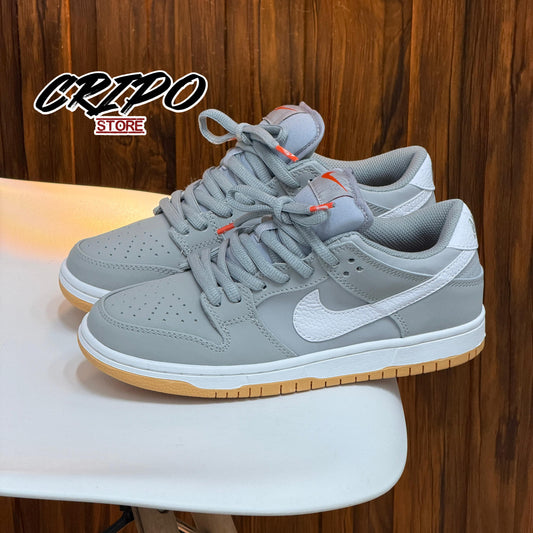 SB DUNK GREY GUM