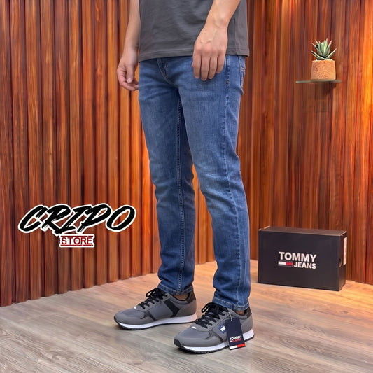 TOMMY H. RUNNER CHARCOAL SHADOW