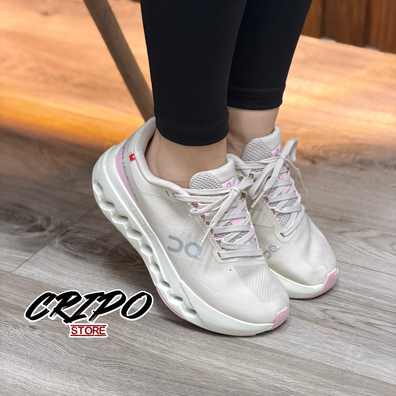ON CLOUDSURFER Pink