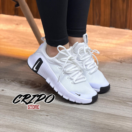 Metcon ✨ Flex White