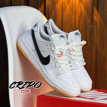 SB DUNK WHITE GUM