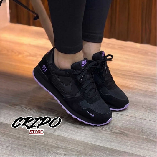 INTERNATIONALIST II AMETHYST SHADOW