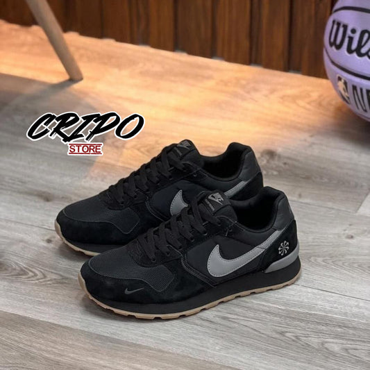 INTERNATIONALIST II SHADOW GUM