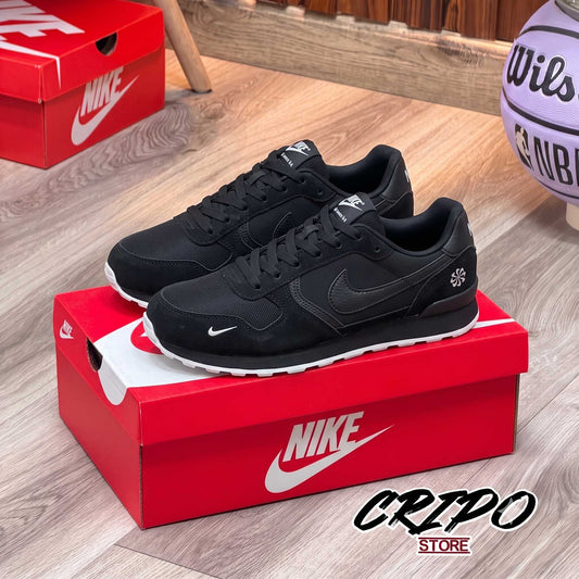 INTERNATIONALIST II ONYX BLANC