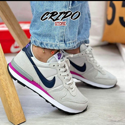 INTERNATIONAL URBAN GRAPHITE